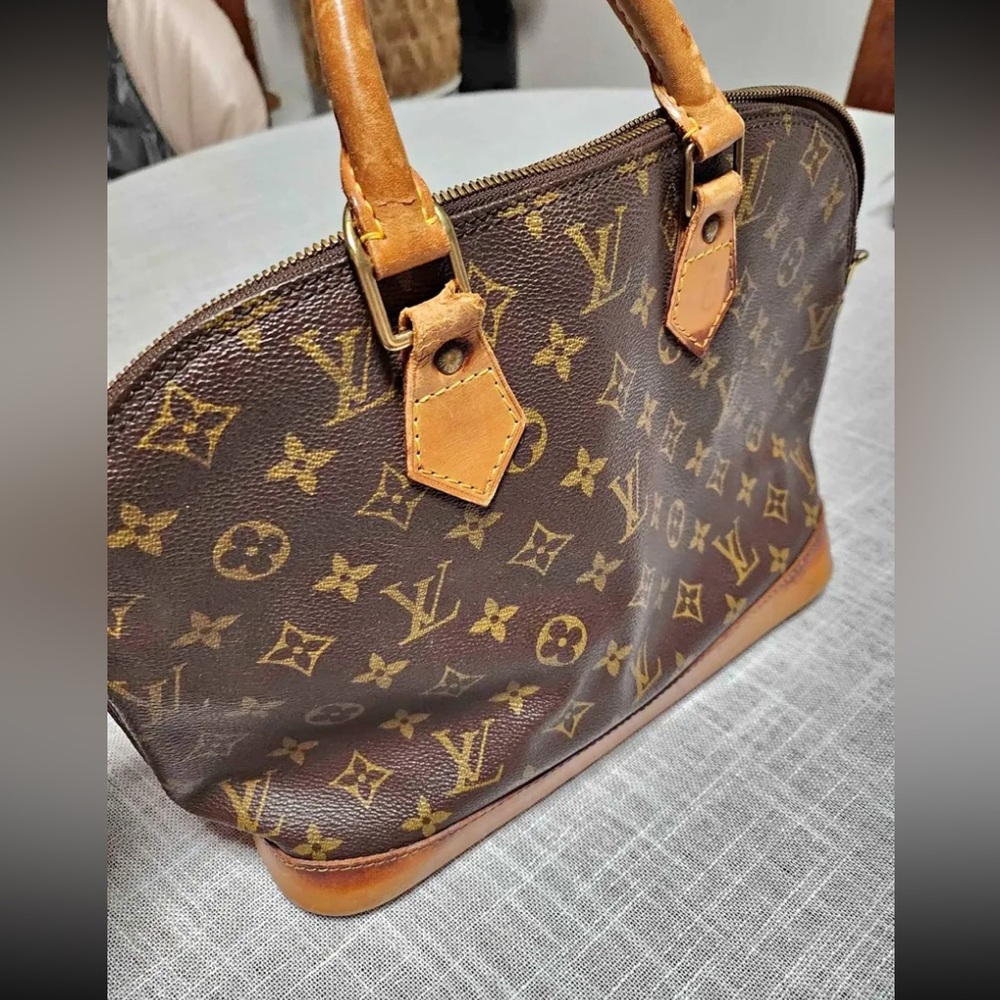 Louis Vuitton Alma